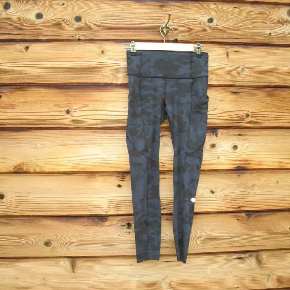 Lululemon Womens Camo Fast  Free Tights Size 4